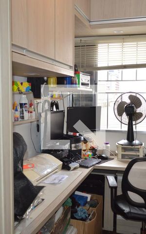 Apartamento à venda com 75m², 3 quartos e sem vagaEscritório