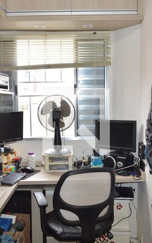Apartamento à venda com 75m², 3 quartos e sem vagaEscritório