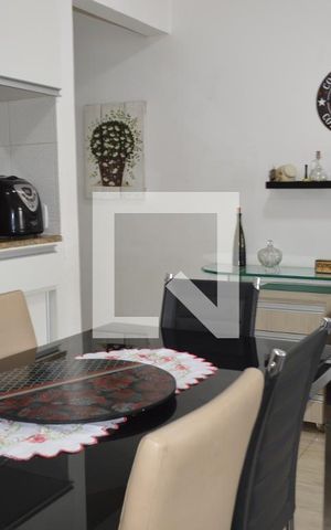 Apartamento à venda com 75m², 3 quartos e sem vagaSala