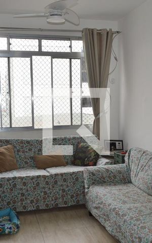 Apartamento à venda com 75m², 3 quartos e sem vagaSala
