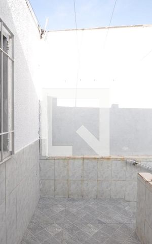 Casa à venda com 75m², 2 quartos e 2 vagasÁrea de Serviço