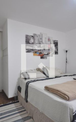 Casa à venda com 75m², 2 quartos e 2 vagasSuíte 2