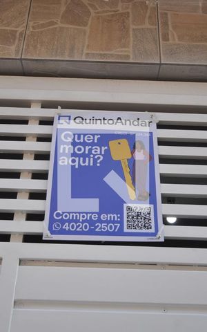 Casa à venda com 75m², 2 quartos e 2 vagasFachada