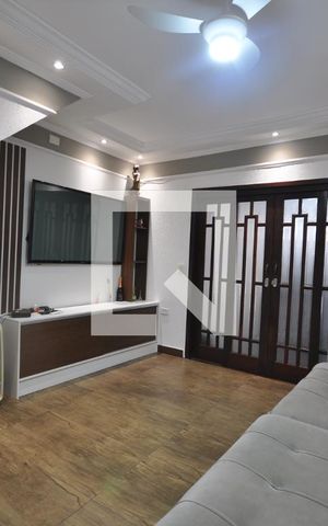 Casa à venda com 75m², 2 quartos e 2 vagasSala