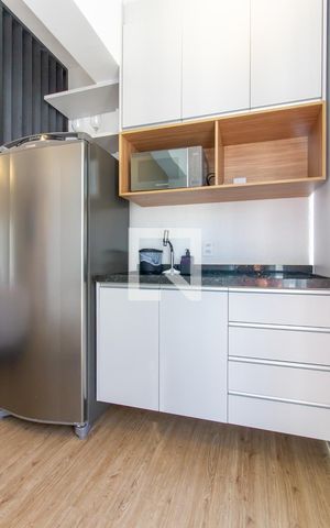 Apartamento à venda com 27m², 1 quarto e sem vaga Apartamento à venda com 27m², 1 quarto e sem vagaStudio Cozinha