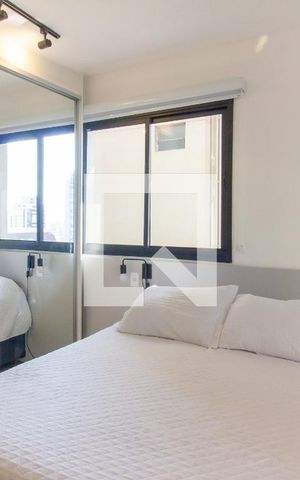Apartamento à venda com 27m², 1 quarto e sem vaga Apartamento à venda com 27m², 1 quarto e sem vagaStudio