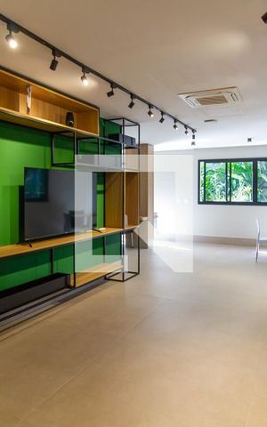 Apartamento à venda com 27m², 1 quarto e sem vaga Apartamento à venda com 27m², 1 quarto e sem vagaÁrea comum - Salão de festas