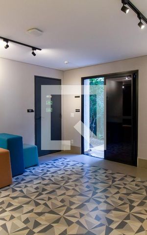 Apartamento à venda com 27m², 1 quarto e sem vaga Apartamento à venda com 27m², 1 quarto e sem vagaHall social
