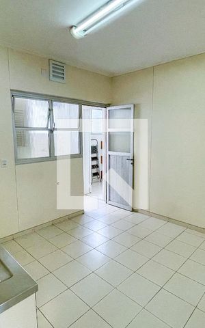 Apartamento à venda com 156m², 3 quartos e 2 vagas Apartamento à venda com 156m², 3 quartos e 2 vagasCozinha