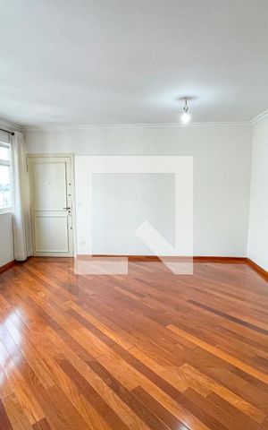 Apartamento à venda com 156m², 3 quartos e 2 vagas Apartamento à venda com 156m², 3 quartos e 2 vagasSala