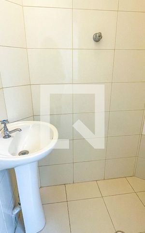 Apartamento à venda com 156m², 3 quartos e 2 vagas Apartamento à venda com 156m², 3 quartos e 2 vagasBanheiro de serviço