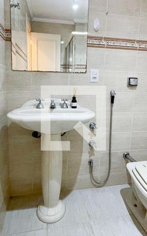Apartamento à venda com 156m², 3 quartos e 2 vagas Apartamento à venda com 156m², 3 quartos e 2 vagasBanheiro