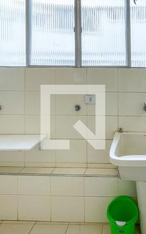Apartamento à venda com 156m², 3 quartos e 2 vagas Apartamento à venda com 156m², 3 quartos e 2 vagasLavanderia