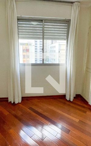 Apartamento à venda com 156m², 3 quartos e 2 vagas Apartamento à venda com 156m², 3 quartos e 2 vagasSuíte