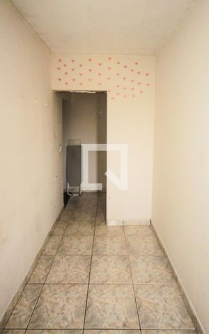 Casa para alugar com 100m², 3 quartos e sem vaga Casa para alugar com 100m², 3 quartos e sem vagaQuarto 02