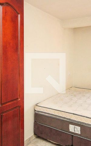 Casa para alugar com 100m², 3 quartos e sem vaga Casa para alugar com 100m², 3 quartos e sem vagaQuarto