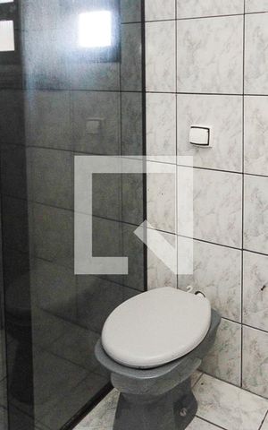 Casa para alugar com 100m², 3 quartos e sem vaga Casa para alugar com 100m², 3 quartos e sem vagaBanheiro