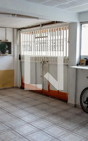 Casa à venda com 154m², 4 quartos e 2 vagas Casa à venda com 154m², 4 quartos e 2 vagasGaragem
