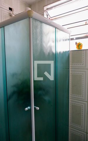 Casa à venda com 154m², 4 quartos e 2 vagas Casa à venda com 154m², 4 quartos e 2 vagasBanheiro