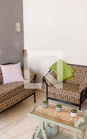 Casa à venda com 154m², 4 quartos e 2 vagas Casa à venda com 154m², 4 quartos e 2 vagasSala 2