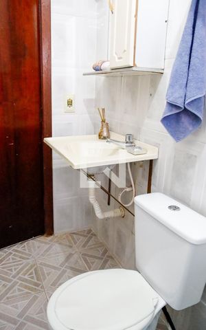Casa à venda com 154m², 4 quartos e 2 vagas Casa à venda com 154m², 4 quartos e 2 vagasBanheiro da Suíte 3