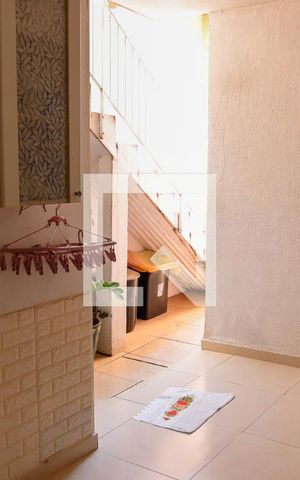 Casa à venda com 154m², 4 quartos e 2 vagas Casa à venda com 154m², 4 quartos e 2 vagasLavanderia