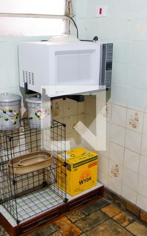 Casa à venda com 154m², 4 quartos e 2 vagas Casa à venda com 154m², 4 quartos e 2 vagasCozinha
