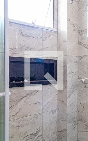 Casa para alugar com 42m², 1 quarto e sem vaga Casa para alugar com 42m², 1 quarto e sem vagaBanheiro