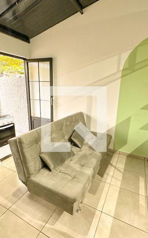 Casa para alugar com 32m², 1 quarto e 1 vagaSala de TV