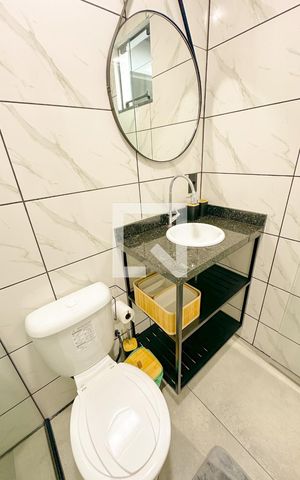 Casa para alugar com 32m², 1 quarto e 1 vagaBanheiro