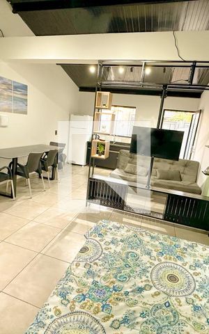 Casa para alugar com 32m², 1 quarto e 1 vagaQuarto