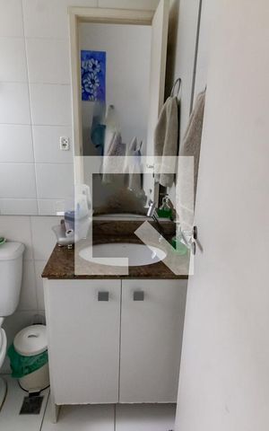 Apartamento à venda com 51m², 2 quartos e 2 vagas Apartamento à venda com 51m², 2 quartos e 2 vagasBanheiro