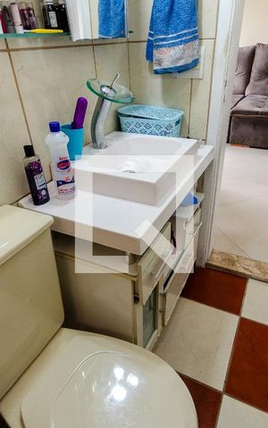 Apartamento à venda com 60m², 2 quartos e 1 vaga Apartamento à venda com 60m², 2 quartos e 1 vagaBanheiro