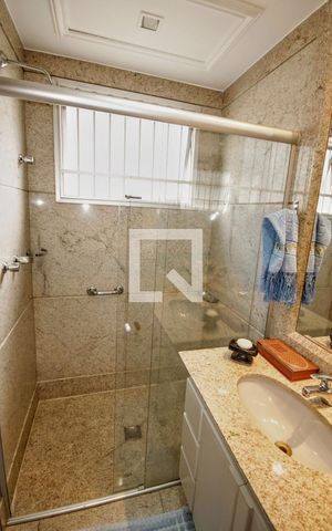 Apartamento à venda com 140m², 4 quartos e 2 vagasbanheiro 2