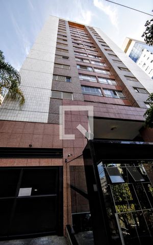 Apartamento à venda com 140m², 4 quartos e 2 vagasFachada