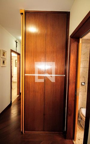 Apartamento à venda com 140m², 4 quartos e 2 vagasquarto 4