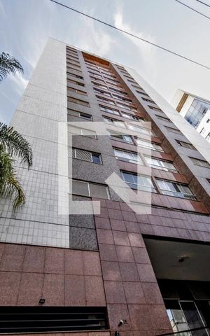 Apartamento à venda com 140m², 4 quartos e 2 vagasFachada