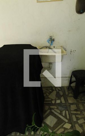 Casa à venda com 600m², 2 quartos e 4 vagasÁrea de serviço