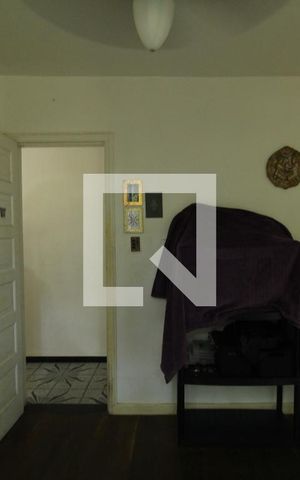 Casa à venda com 600m², 2 quartos e 4 vagasQuarto 2
