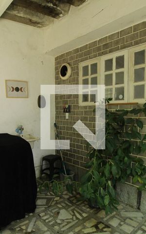 Casa à venda com 600m², 2 quartos e 4 vagasÁrea de serviço