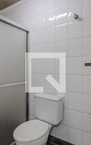 Apartamento à venda com 293m², 4 quartos e 4 vagasBanheiro de Serviço