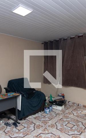 Casa à venda com 128m², 2 quartos e 1 vaga Casa à venda com 128m², 2 quartos e 1 vagaSala