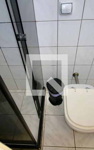 Apartamento para alugar com 78m², 2 quartos e sem vaga Apartamento para alugar com 78m², 2 quartos e sem vagaBanheiro do Quarto 2