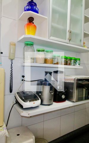 Apartamento para alugar com 78m², 2 quartos e sem vaga Apartamento para alugar com 78m², 2 quartos e sem vagaCozinha