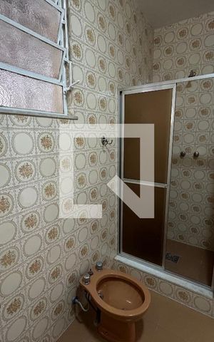 Apartamento à venda com 71m², 2 quartos e sem vagaBanheiro