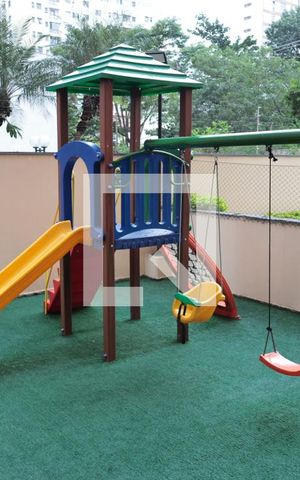 Apartamento à venda com 154m², 3 quartos e 2 vagasÁrea comum - Playground