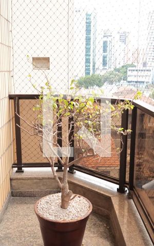 Apartamento à venda com 154m², 3 quartos e 2 vagasVaranda da Suíte 1