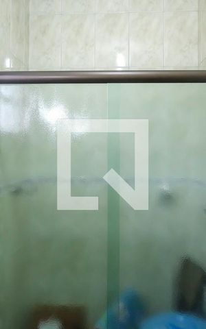 Casa à venda com 180m², 3 quartos e 3 vagasBanheiro da suíte