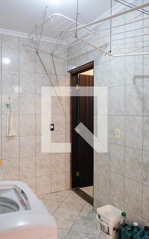 Casa à venda com 180m², 3 quartos e 3 vagasÁrea de serviço
