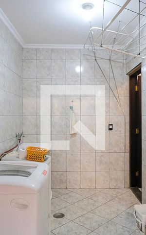 Casa à venda com 180m², 3 quartos e 3 vagasÁrea de serviço